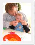 060319 Jean-Pascal und der erste Moehrchenbrei (5) * 1536 x 2048 * (871KB)